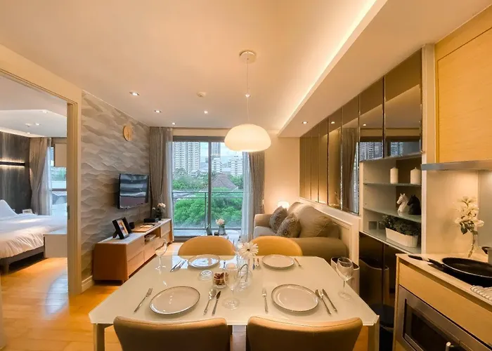 Near Bts - Large 49 Sqm - Pool And Gym *
