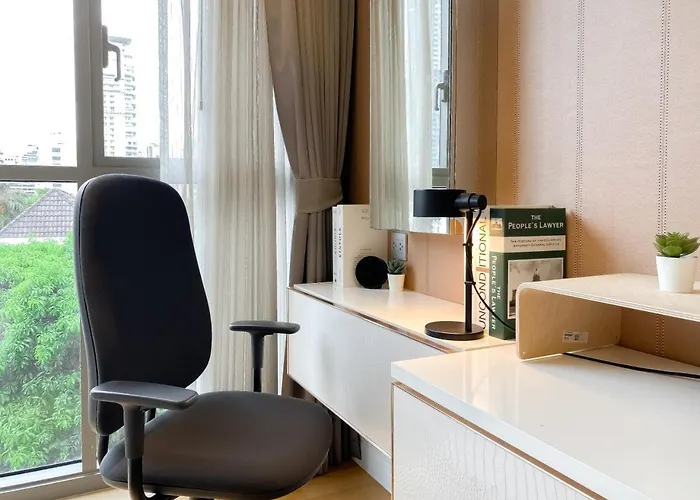 Near Bts - Large 49 Sqm - Pool And Gym Bangkok