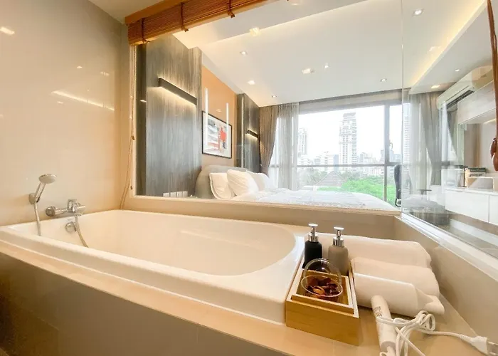Apartment Near Bts - Large 49 Sqm - Pool And Gym Bangkok