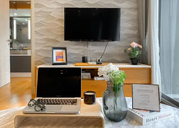 Apartment Near Bts - Large 49 Sqm - Pool And Gym